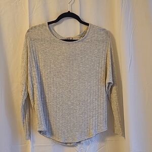 Green Envelope top, small, Heather gray.